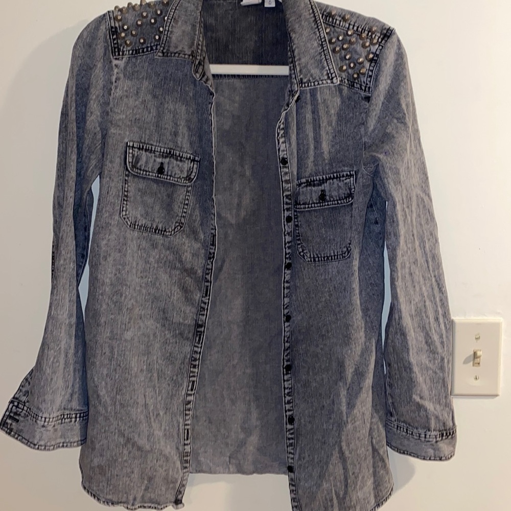 Women top